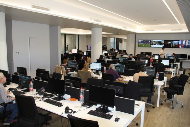 Valencia defiende aumentar el presupuesto para À Punt