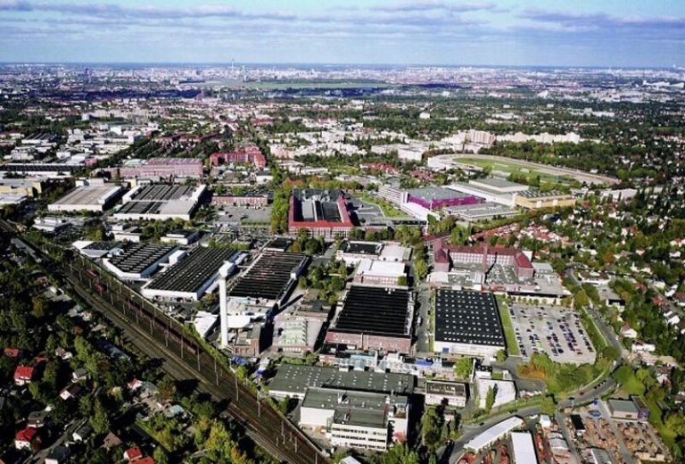 Mercedes-Benz fabricará motores eléctricos en su planta de Berlín