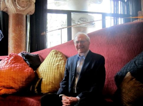 Noah Gordon Muere el escritor estadounidense Noah Gordon, autor de la novela 'El médico', a los 95 años