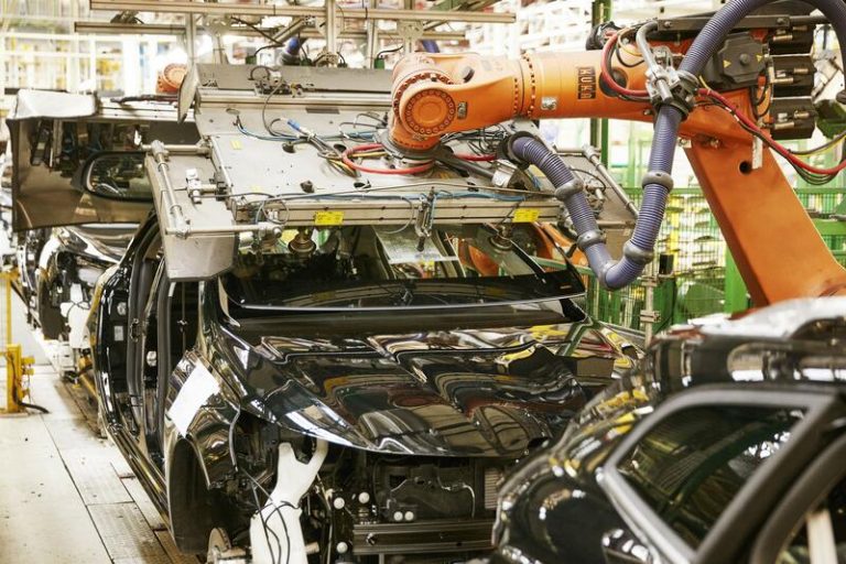 Renault España acuerda con UGT, SCP y CC.OO. la prolongación del ERTE