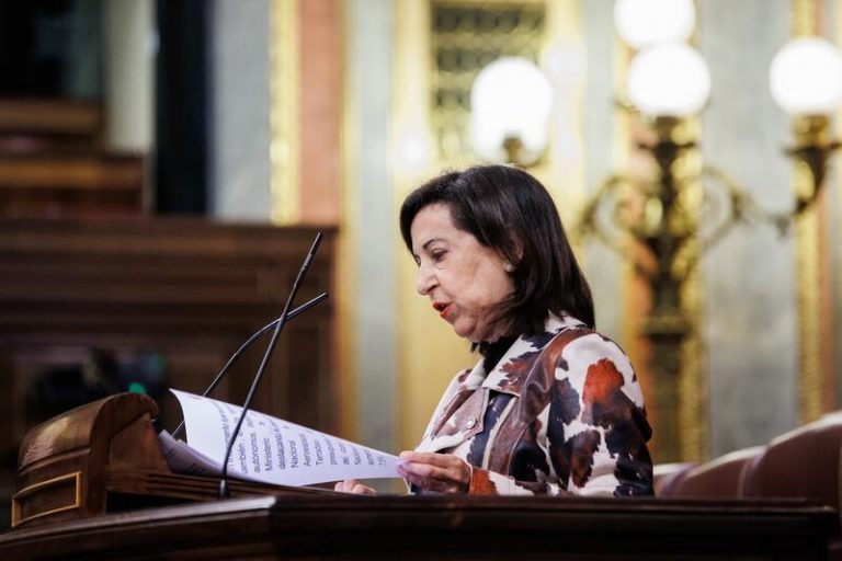 Defensa y Podemos remarcan la importancia de la inversión militar para crear empleo