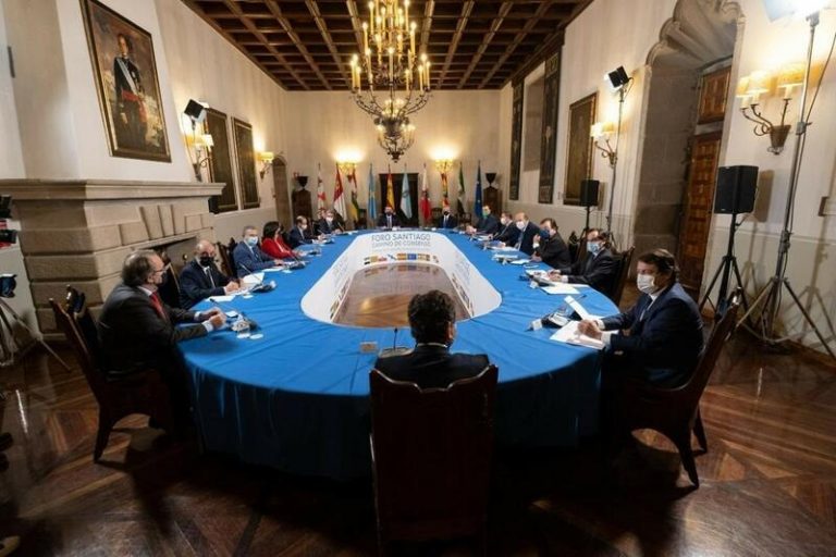 Mañueco ve en una financiación justa la base de la 