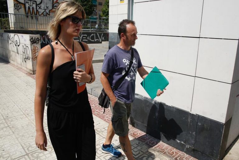 El TS admite el recurso de Francesco Arcuri contra el indulto de Juana Rivas