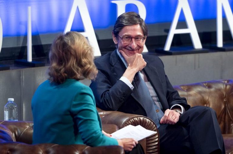 Goirigolzarri observa la evolución de la economía con un 