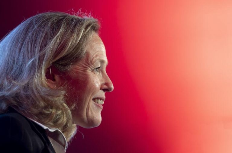 Calviño sobre las críticas de Airbus por los fondos europeos: 