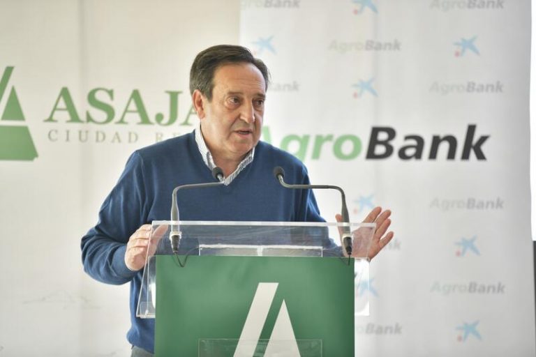 Barato defiende que la nueva PAC dure al menos diez años para dar estabilidad al sector