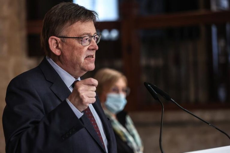 Valencia pide autorización al TSJCV para implantar el pasaporte covid en hostelería y ocio