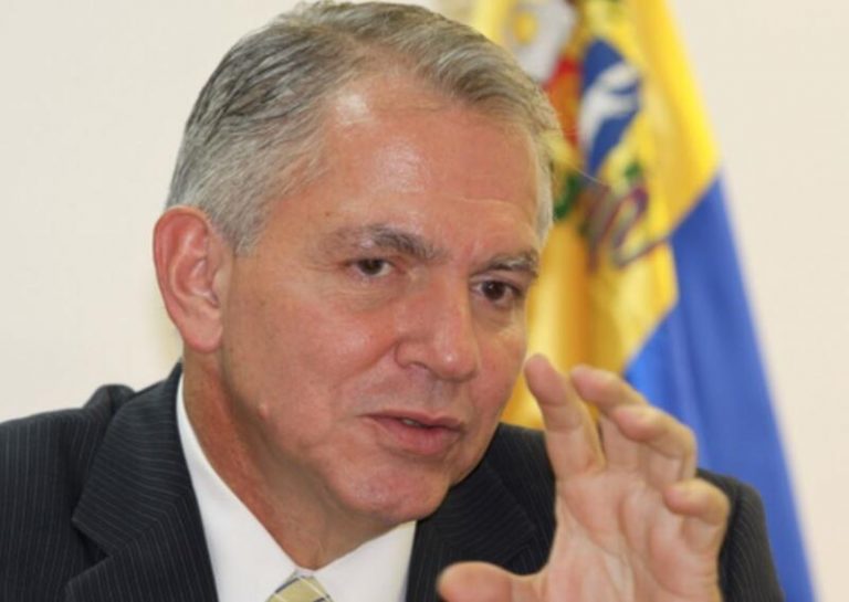 El exviceministro venezolano Alvarado Ochoa pide a la juez que solicite a PDVSA los papeles que debía entre
