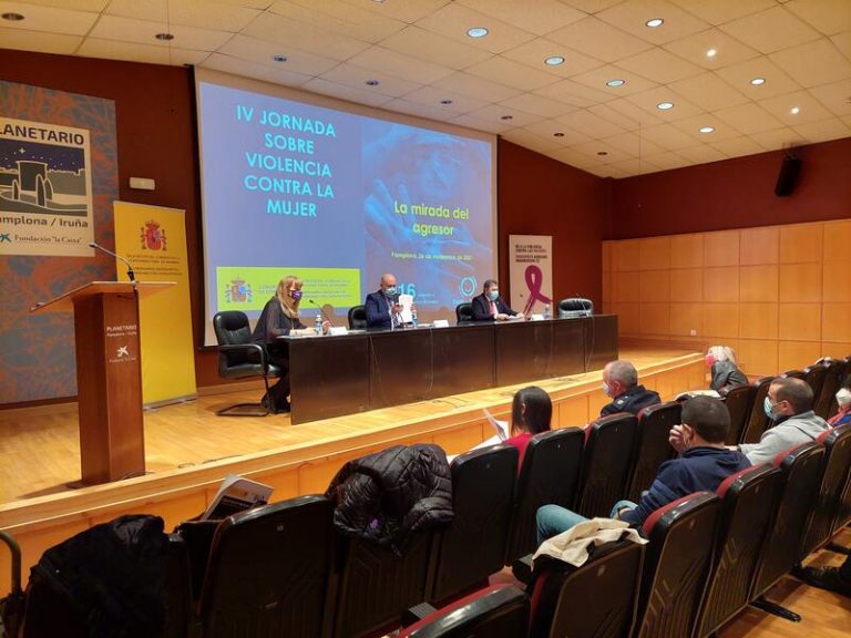 Expertos en violencia de género alertan del descenso en la edad de los agresores