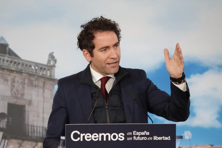 García Egea defiende un PP que trabaja 