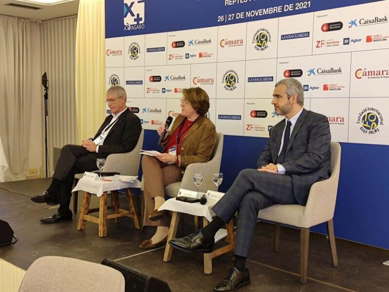 Lucena y Táboas piden un espacio aéreo y ferroviario europeo único