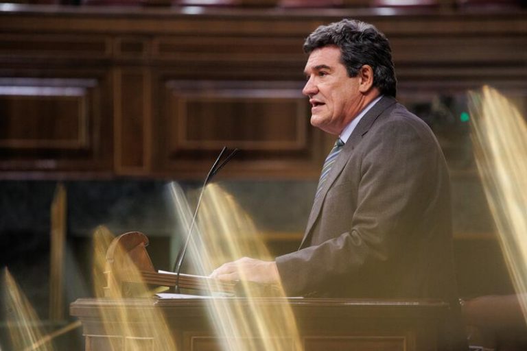 Las pensiones contributivas subirán en 2022 un 2,5%