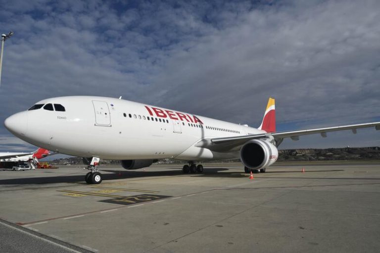 El avión con españoles varados por la nueva variante en Mozambique volará el jueves
