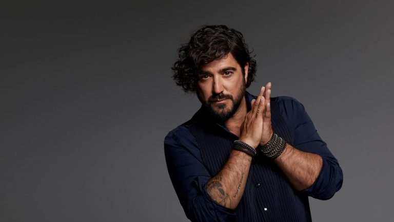 Antonio Orozco presenta “Pedacitos de mi”, su triple disco