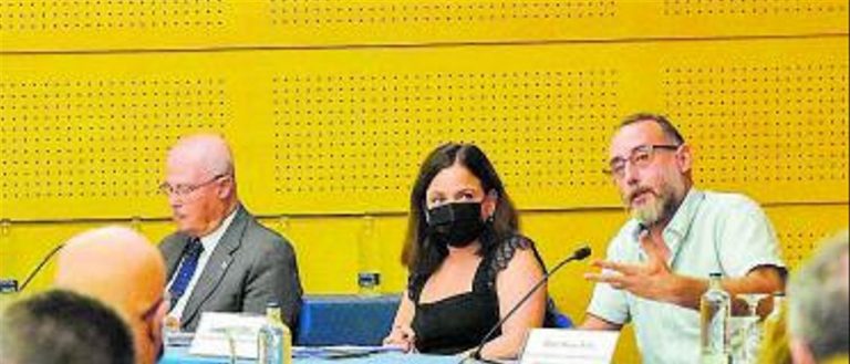 Canarias acogerá el primer Centro Permanente de Estudios Migratorios