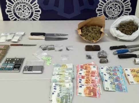 Detenidos 3 hermanos como cabecillas de un punto de tráfico de drogas en Estepona