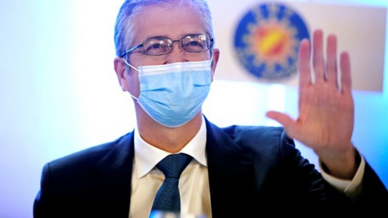 El Banco de España ve insuficiente la reforma de pensiones para cuadrar las cuentas de la Seguridad Social