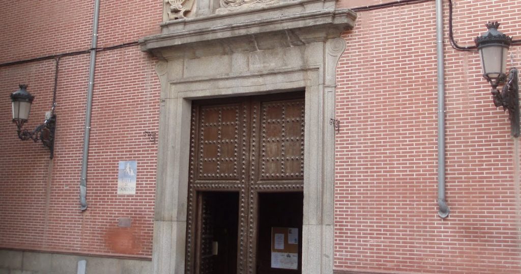 Compra dulces tradicionales hechos por monjas