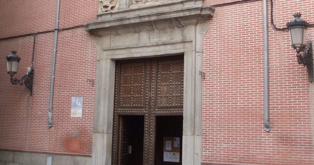 El convento de Madrid con una curiosa forma de vender dulces