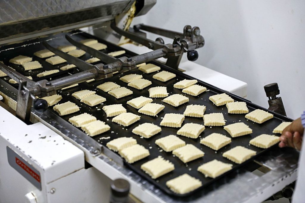 El convento de Madrid con una curiosa forma de vender dulces