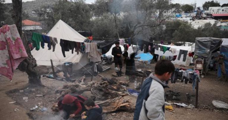 Envapro y Correos envían con urgencia 765.000 envases a la frontera con Ucrania para la ONG del chef José Andrés