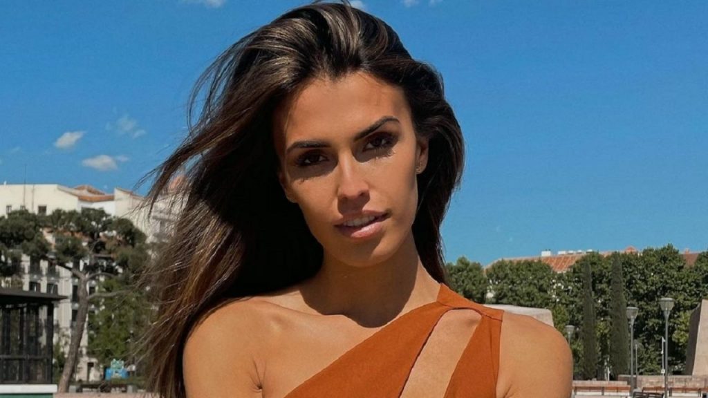 El nuevo trabajo de Sofía Suescun después del despido de Mediaset 32 Rechazo al fiking por parte de LIKE U Management