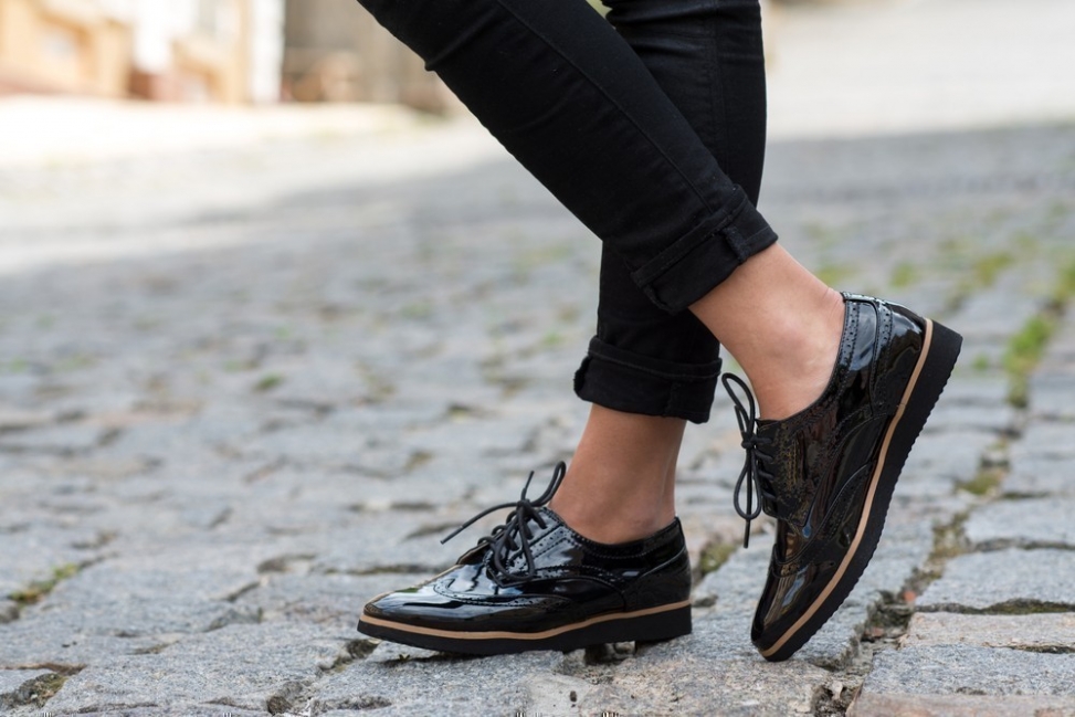 Formas de agrandar tus zapatos para que no te hagan daño en Navidad