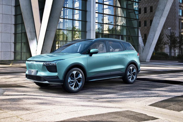 Los todocaminos eléctricos de Aiways aterrizan en España de la mano de Astara