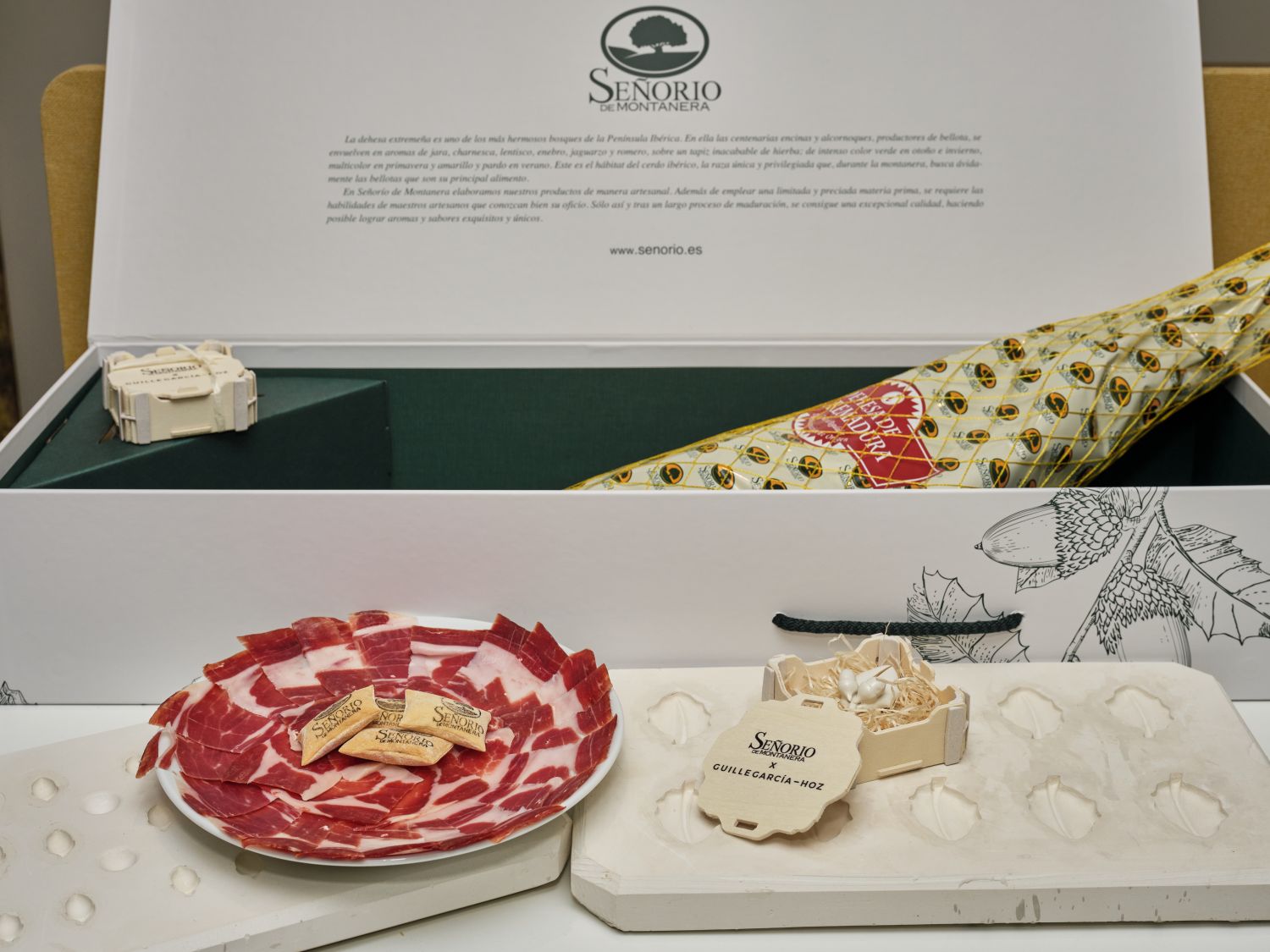 Una joya que inspira otra joya: el broche de Guille García-Hoz para Señorío de Montanera 4 Madrid