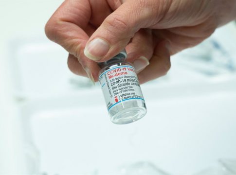 Cvirus.- Médicos del Mundo defiende que ómicron demuestra que