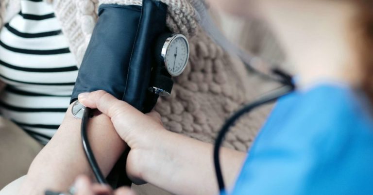 Por qué tu presión arterial es distinta en cada brazo