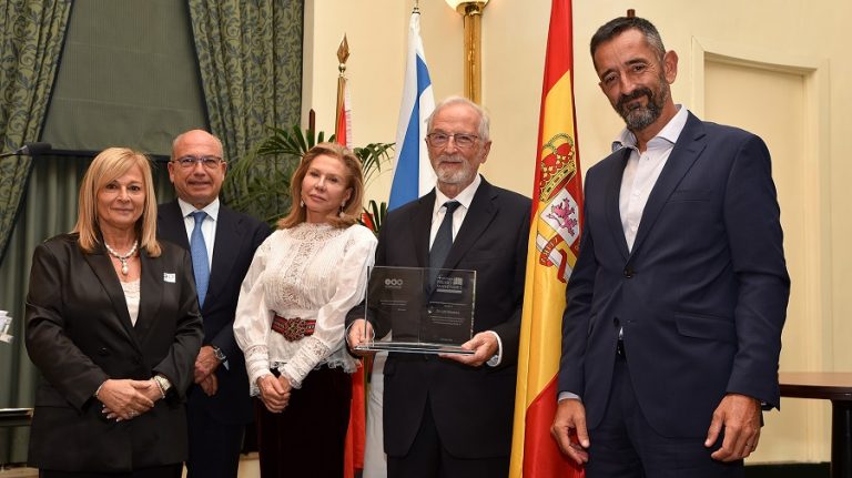 La Asociación de Amigos de la Universidad de Tel Aviv entrega el IV Premio Maimónides al Dr. Luis Enjuanes
