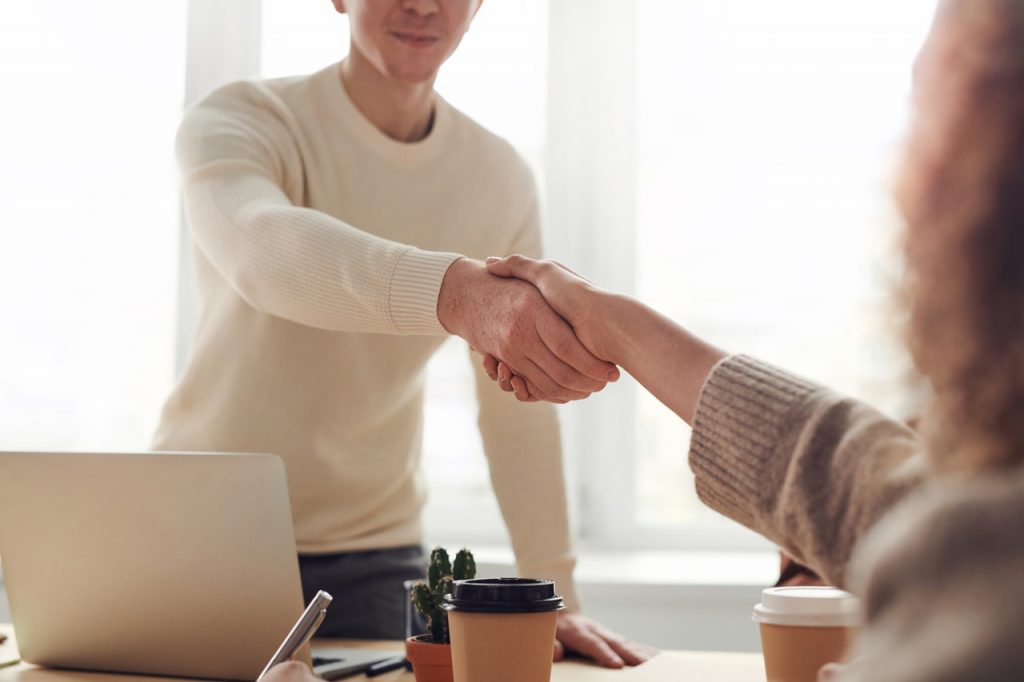 Qué debes tomar en cuenta a la hora de publicar en  LinkedIn