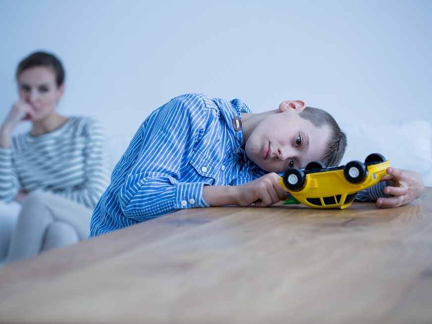 ¿Cuáles son los tratamientos complementarios para el autismo?