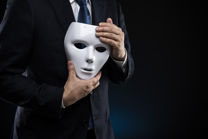 Qué es el ego 2 Tratas de llamar la atención