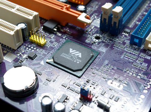 Qué es y para qué sirve la placa base del ordenador 1 Qué es y para qué sirve la placa base del ordenador