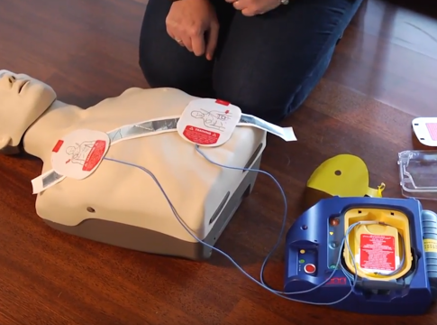 Qué es y para qué sirve un desfibrilador 1 Qué es y para qué sirve un desfibrilador