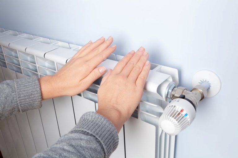 Ahorrar en la factura de la luz: cómo usar la flexibilidad de la demanda para consumir en horas baratas