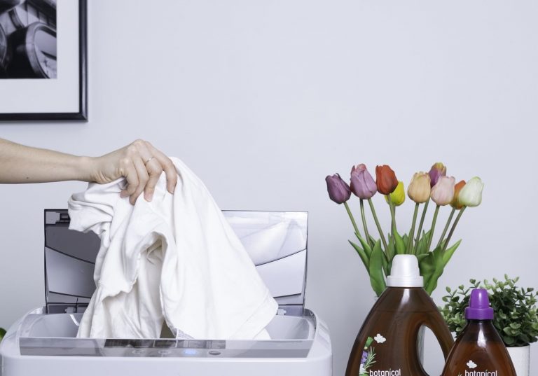 ¿Usas demasiado detergente en la lavadora? La clave que te ayuda a ahorrar