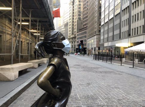 Economía.- Wall Street abre con fuertes caídas por el temor a la nueva variante de Covid