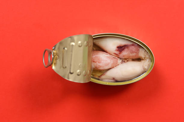 Las razones por la que no deberías tomar calamares en lata