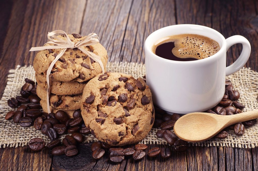 Galletas: el truco para que las chispas de chocolate no se queden abajo 160 café
