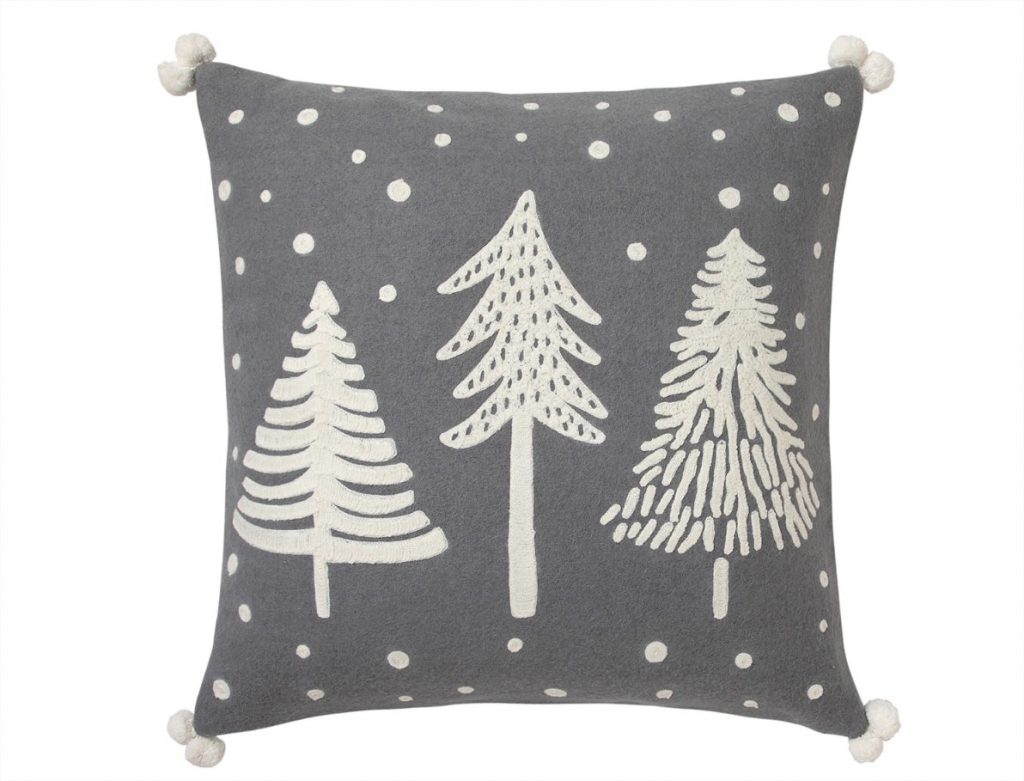 cojin decorativo abetos