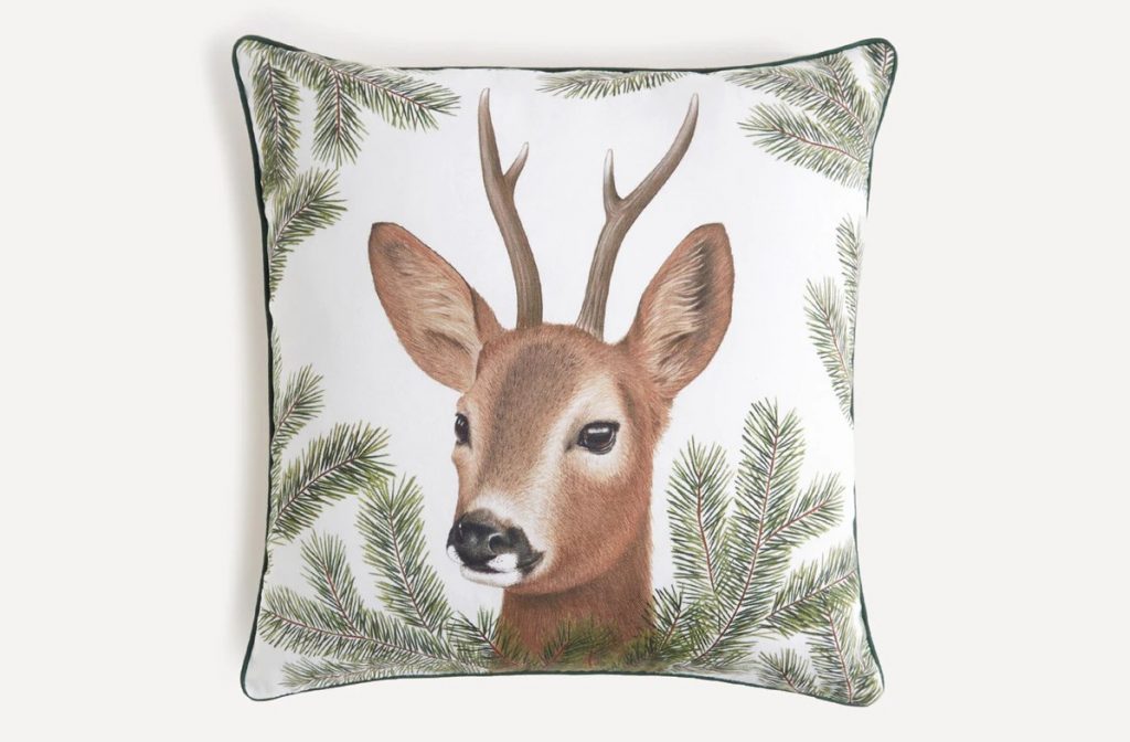 cojin decorativo corzo