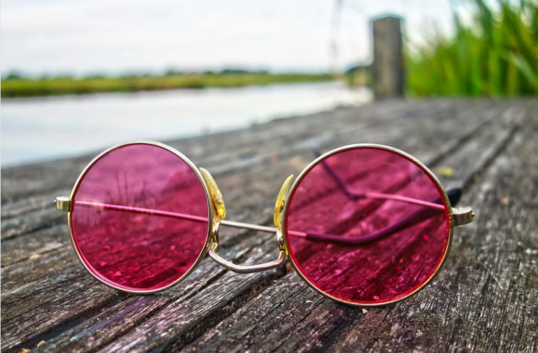 El truco para quitar los rayones de las gafas