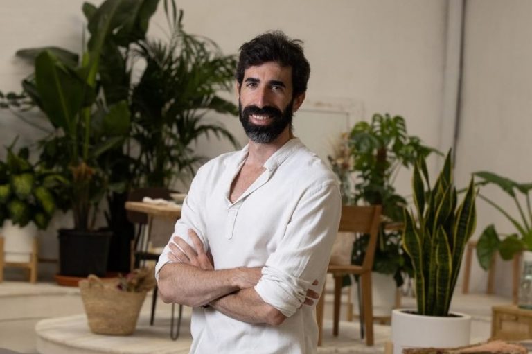 Muebles de madera HANNUN: muebles con alma que cuidan del planeta