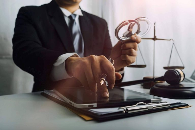 Abogado.best, ¿Cómo encontrar abogados con buena reputación?