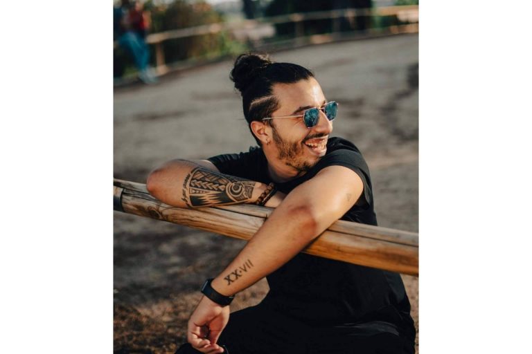 La primera noche del turismo de Alicante cuenta con el influencer Sofiane Bendjellal como invitado