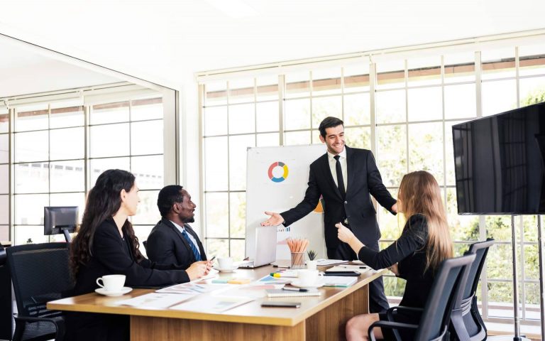 Descubrir cómo el liderazgo Inusual impacta positivamente en los equipos