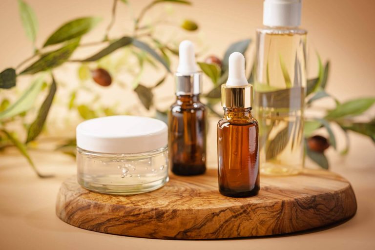 Comdiet explica cómo se extraen los aceites esenciales y sus beneficios